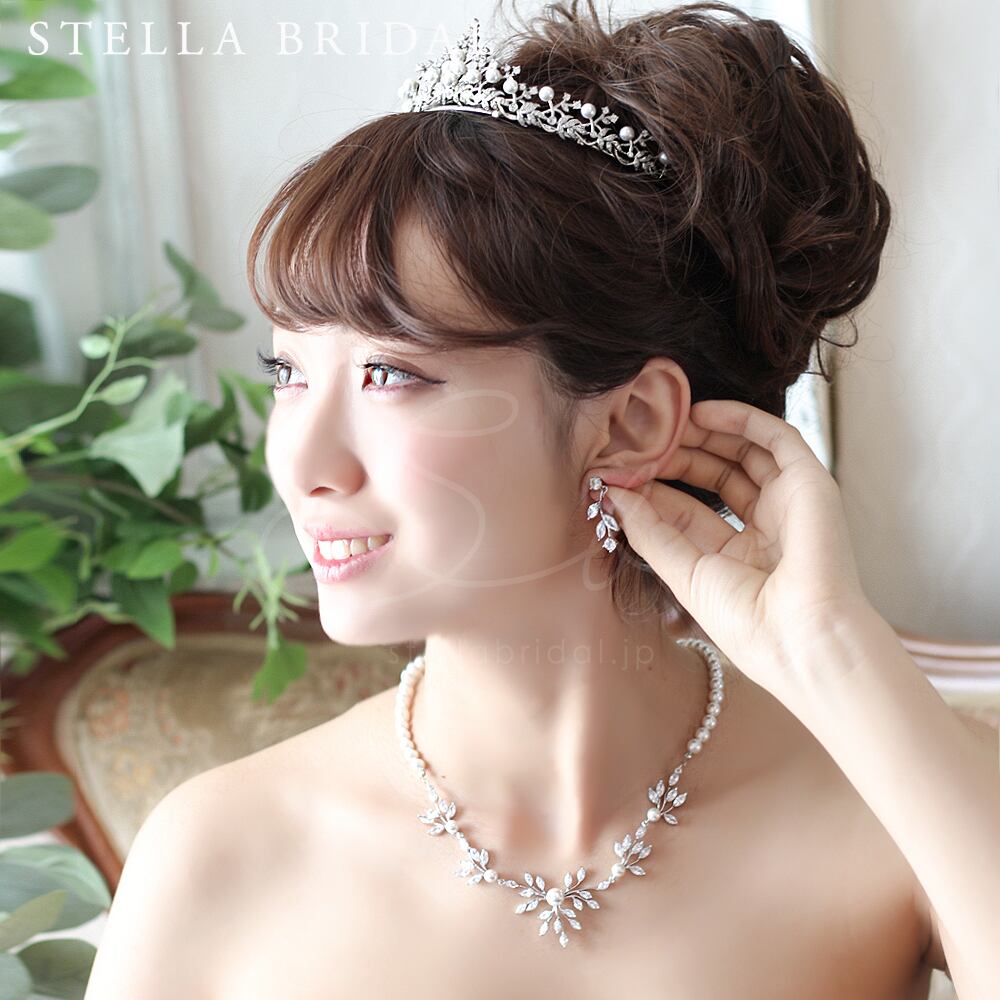 お値下げしました！ STELLA BRIDAL ティアラ ネックレス イヤリング-