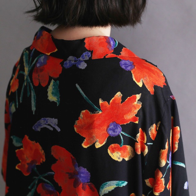 black base art flower pattern h/s rayon shirt