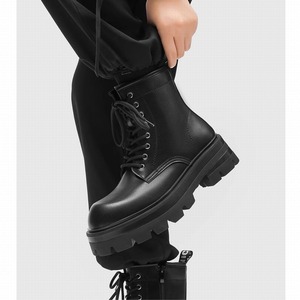 レースアップ厚底ブーツ S0371