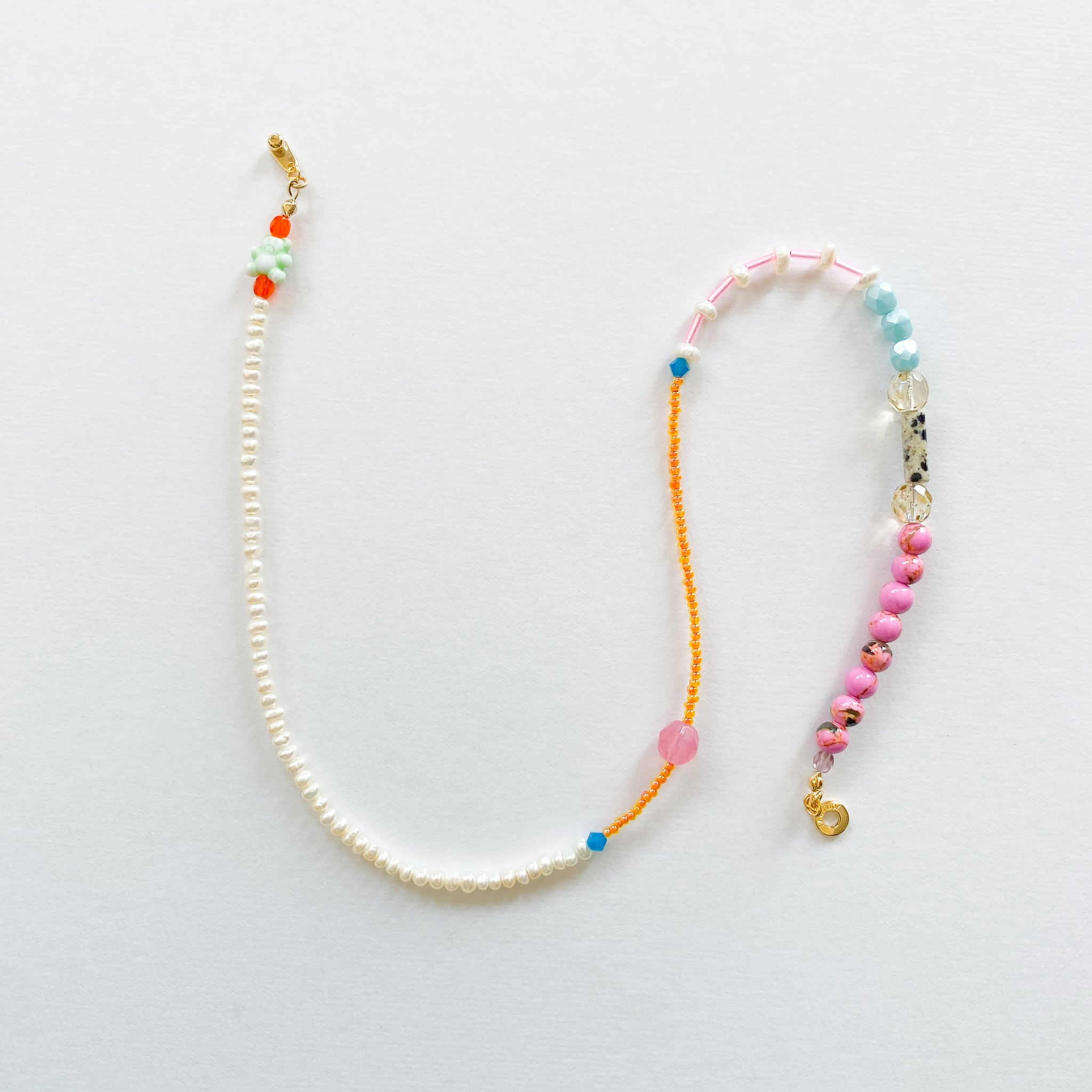 淡水パールとビーズのネックレス