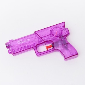 WATER PISTOL 01