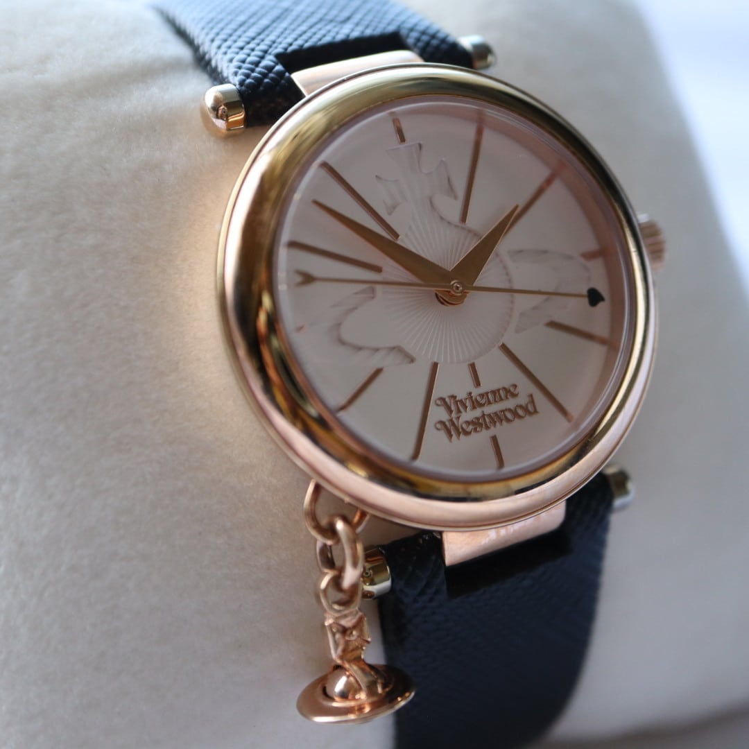 稼働 Carrera y Carrera 腕時計 馬モチーフ 新品電池 2214 | Pay ID