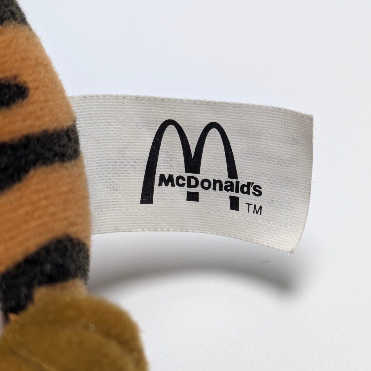 ☆ VINTAGE2000 ☆【 McDonald's × Furby ( ファービー )】 マクドナルドミールトイ / 2000年製 / ボールチェーン ぬいぐるみ キーホルダー 〚アメリカン雑貨 アメトイ〛