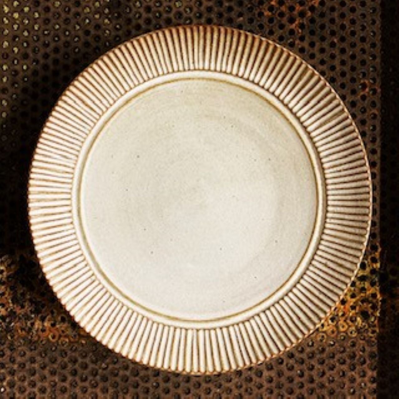 七寸リム皿 アンティークホワイト