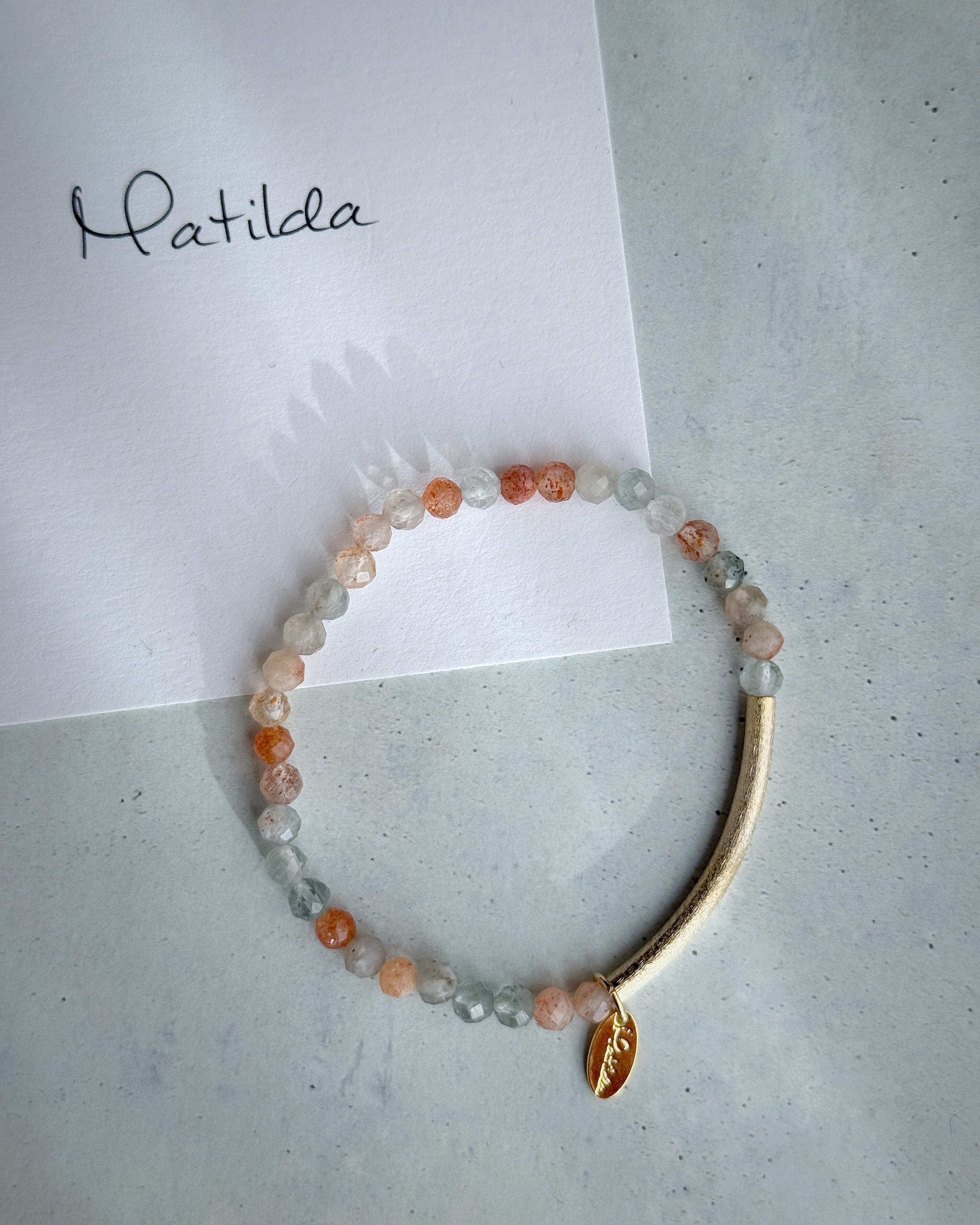 Tube & stone bracelet(アルーシャサンストーン)