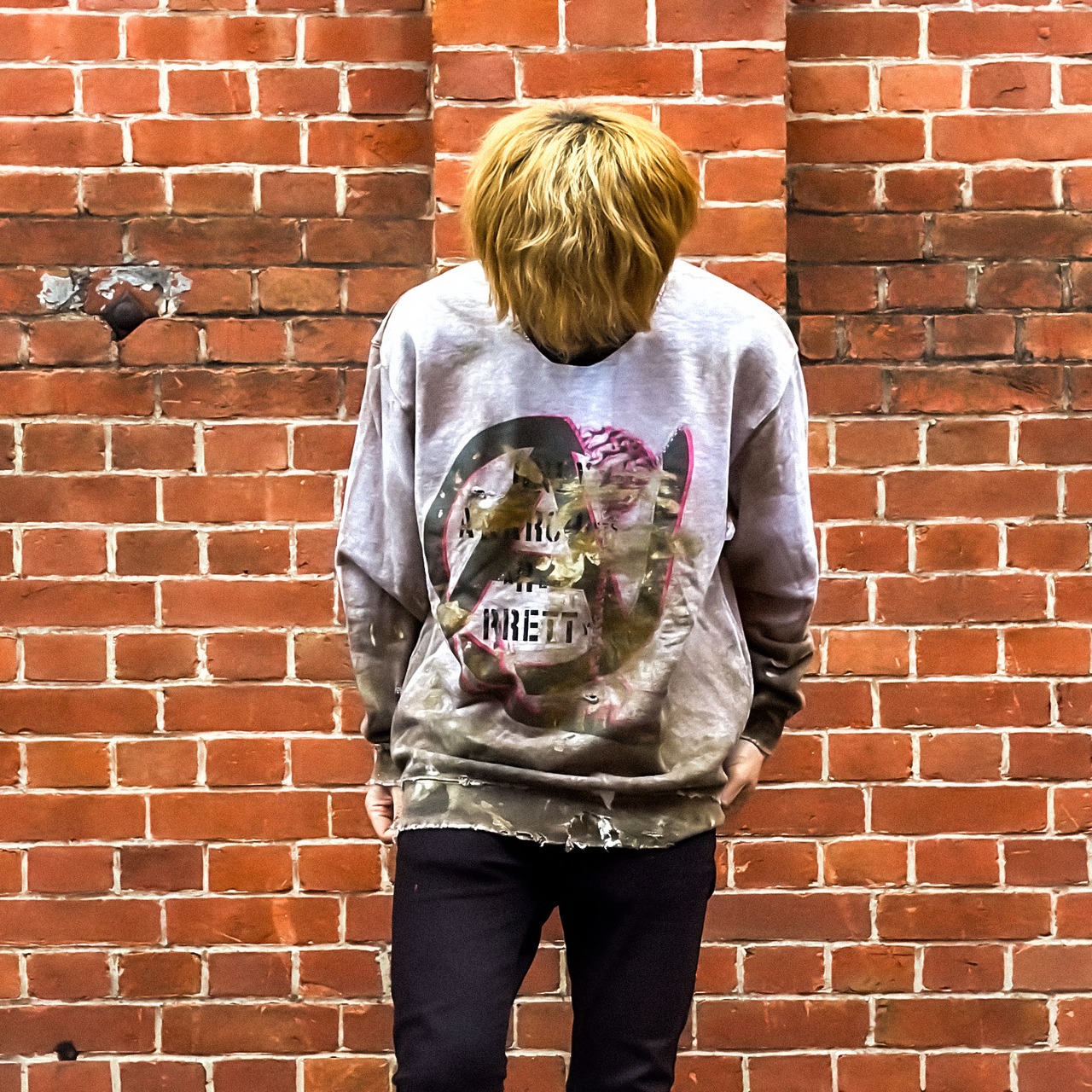 UNFINISHED GO OUT OF FASHION24129