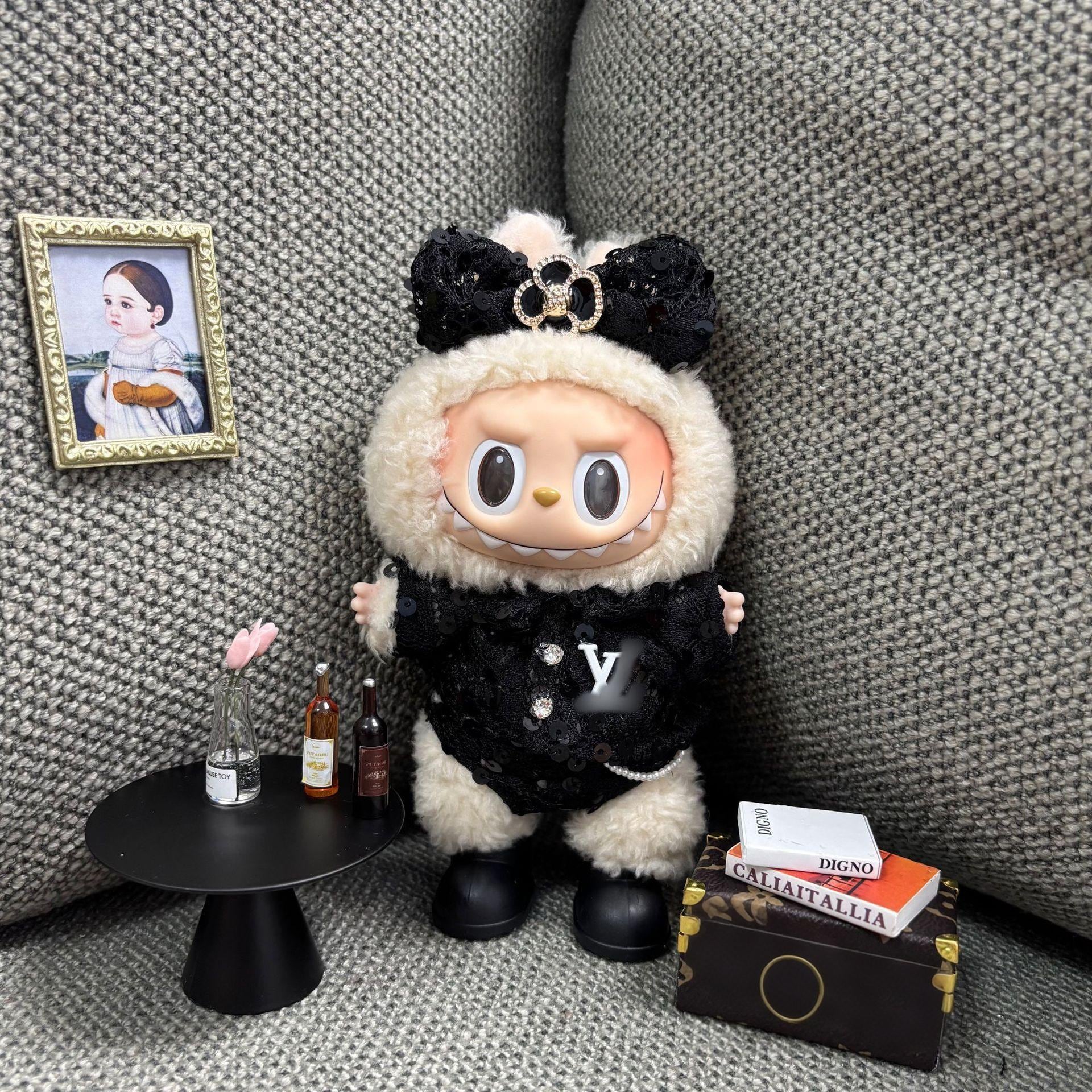 LABUBU 一二三代対応 帽子＋トップス＋パンツ＋シューズ＋サングラス＋