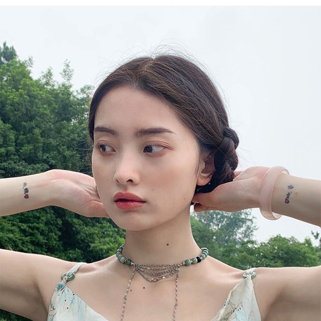 Afterparty緑の玉石タッセルY2Kネックレス