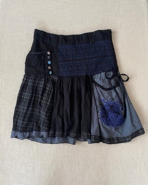 embroidery flared skirt