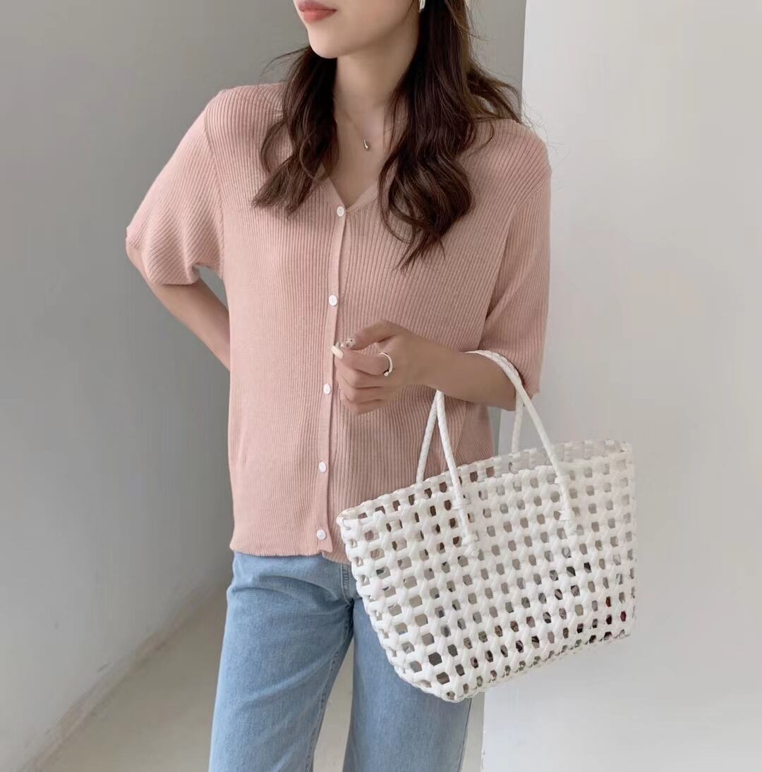 Vネック　シンプルカーディガン　AJ2205-645