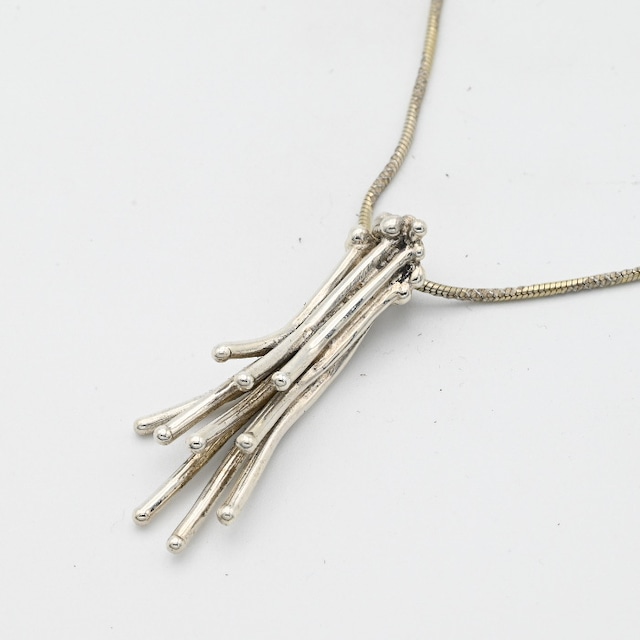 Abstract Design Top Silver Chain Necklace / Itay