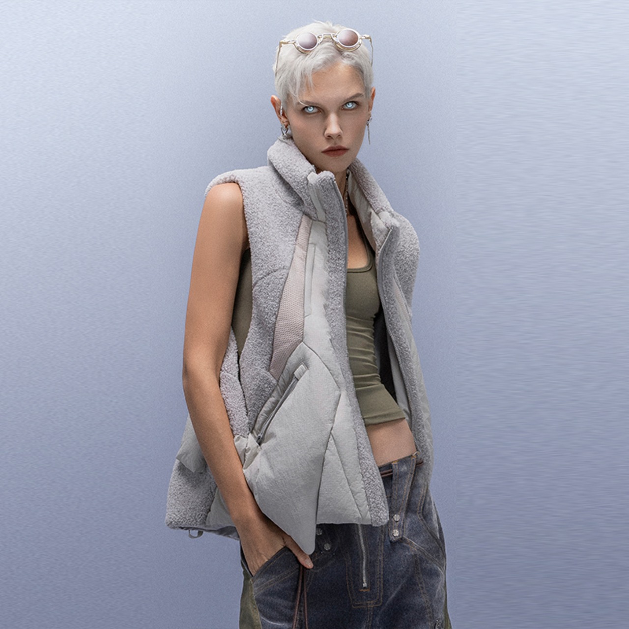 XIPHEVIL ハイネックウォームサイバーベスト