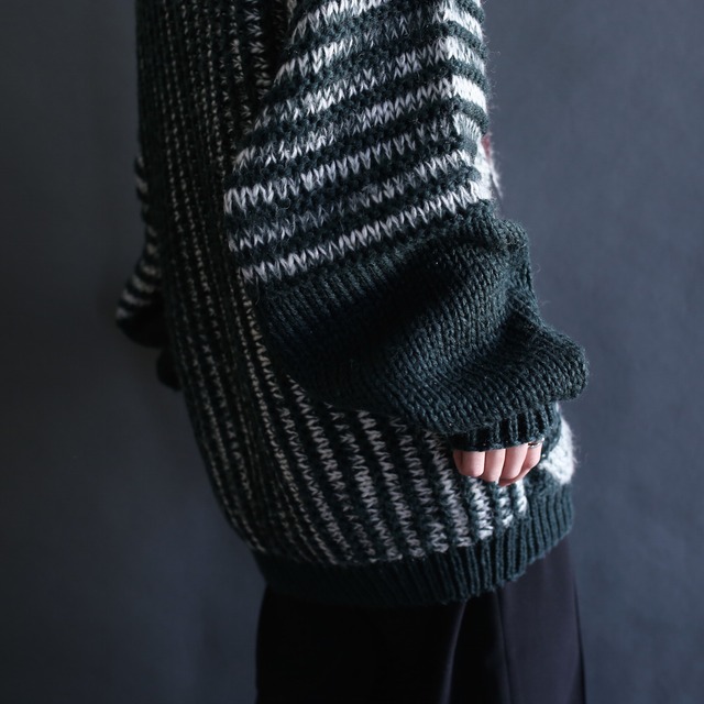 leather patch switching design loose knit 