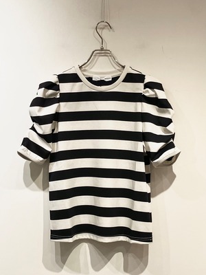 PICCIN　袖ギャザーカットソー
