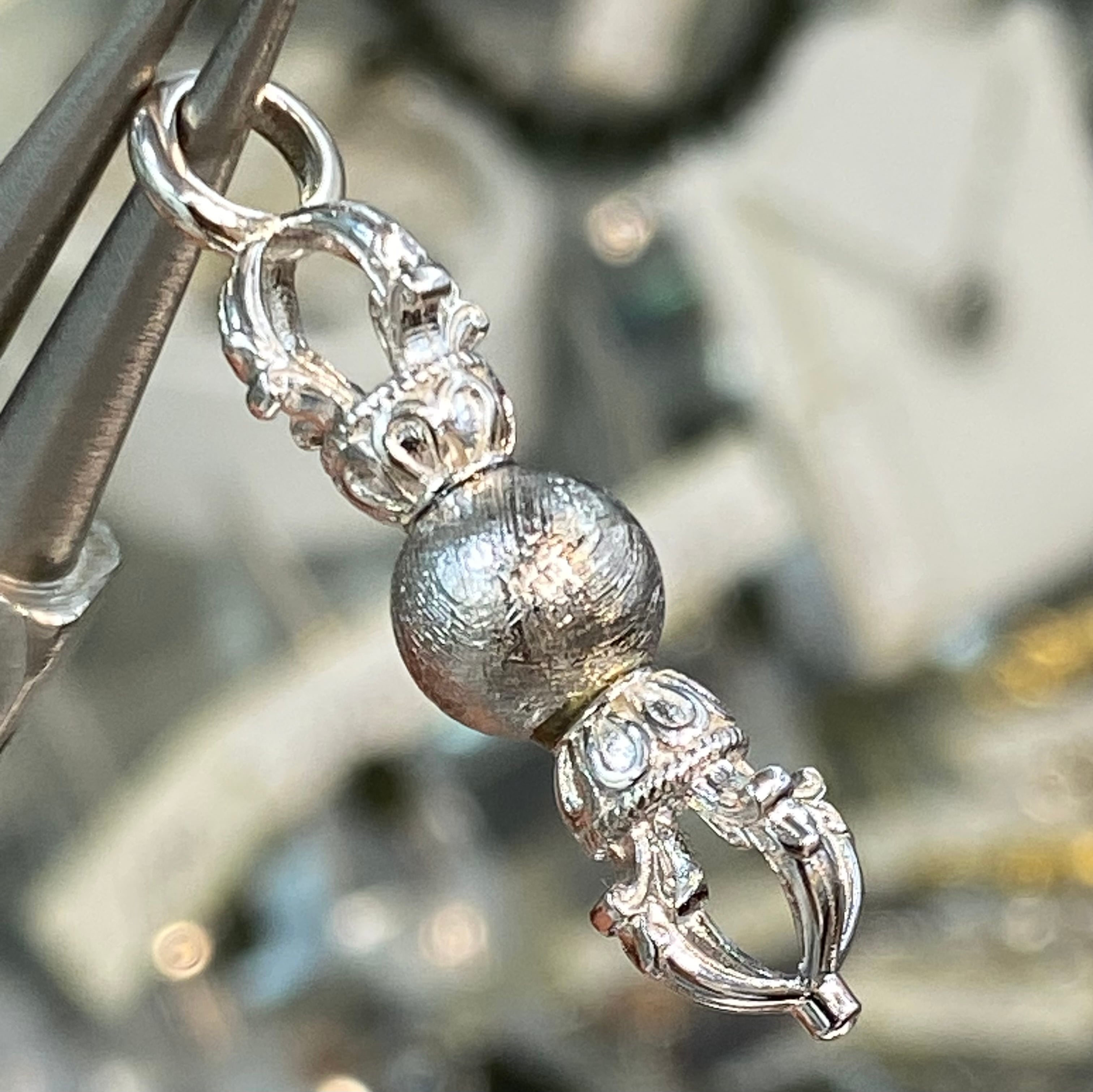 特別奉仕価格 特選 ハイグレード ！リビアングラス ブレスレット5.7