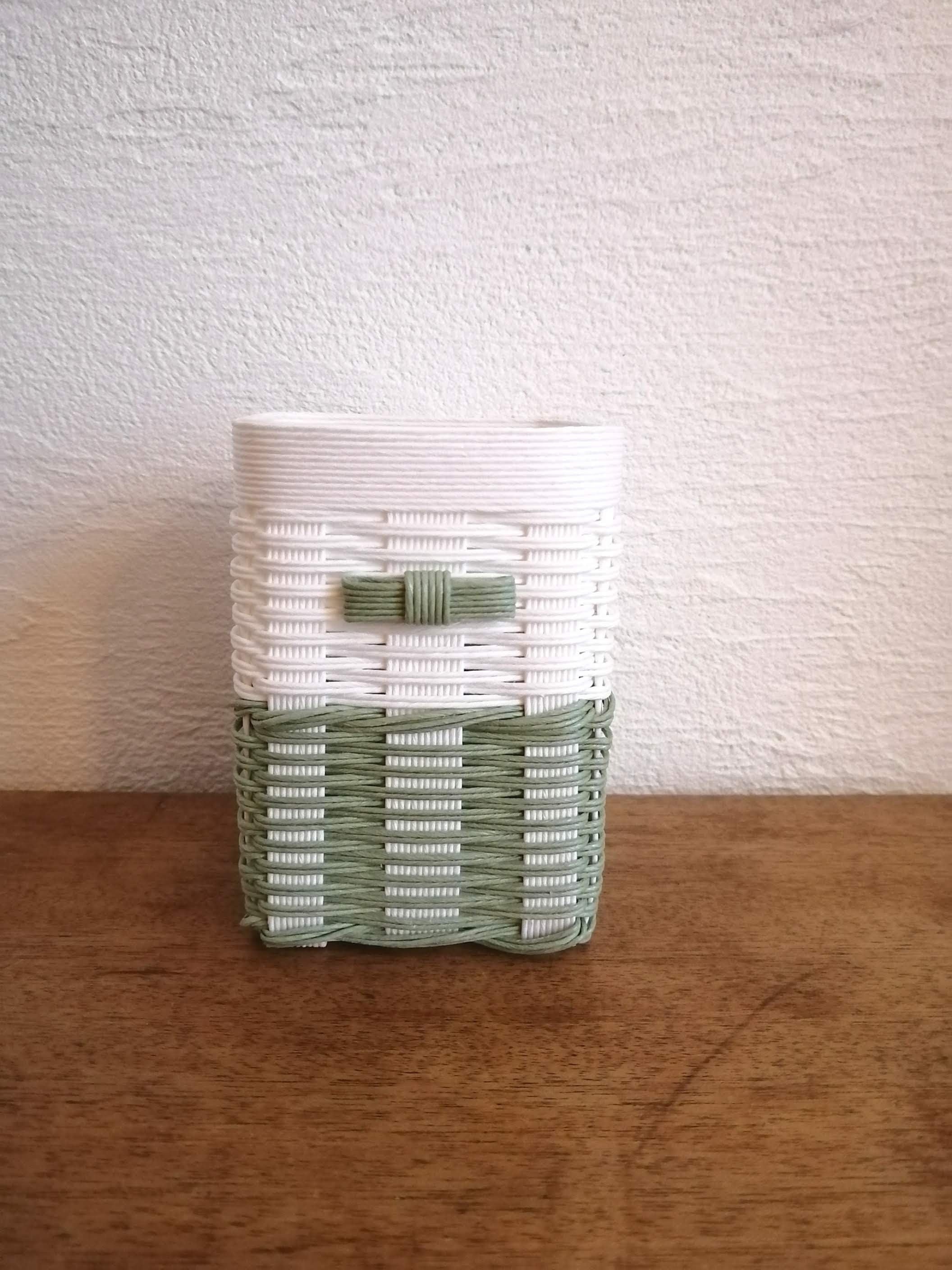 色が選べる【受注製作】ペン立て風クラフトバンドかご☆大人かわいい