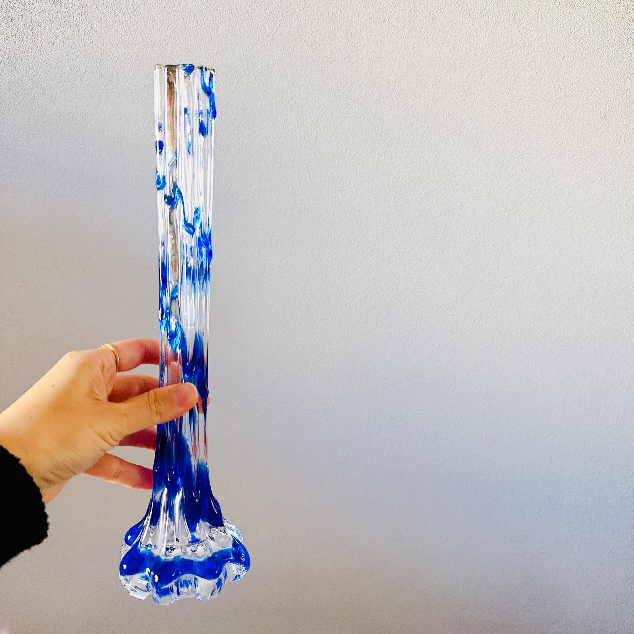 vintage single vase | cobaltblue87