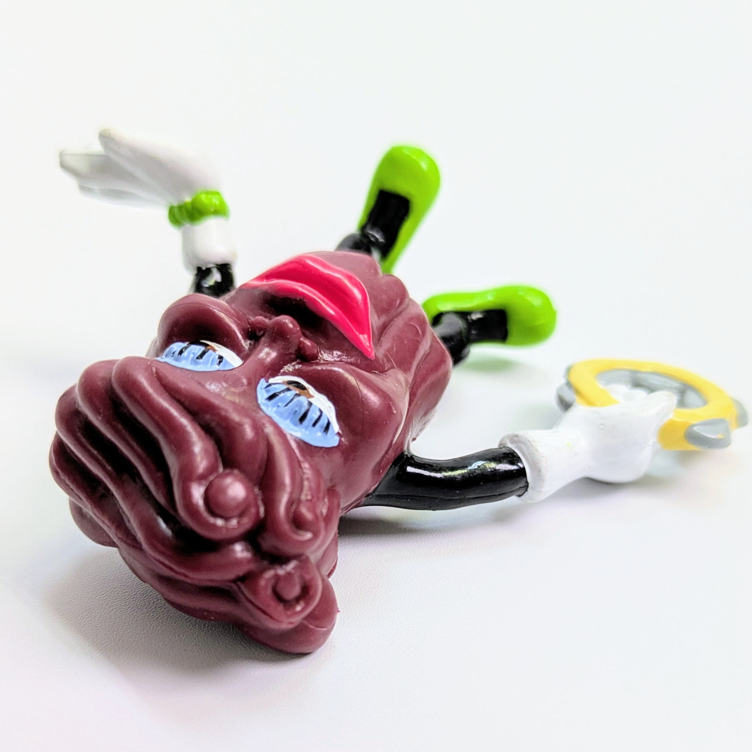 ☆ VINTAGE ☆ 1988年製【California Raisins(カリフォルニアレーズン)】 Ms.Marvelous タンバリン 黄緑のパンプス PVC フィギュア ビンテージトイ 〚アメリカン雑貨 アメトイ〛