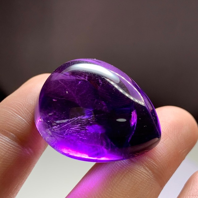 レア！一点物♪ぷっくりタイプ♪超透明！大型♪宝石質アメジストルース