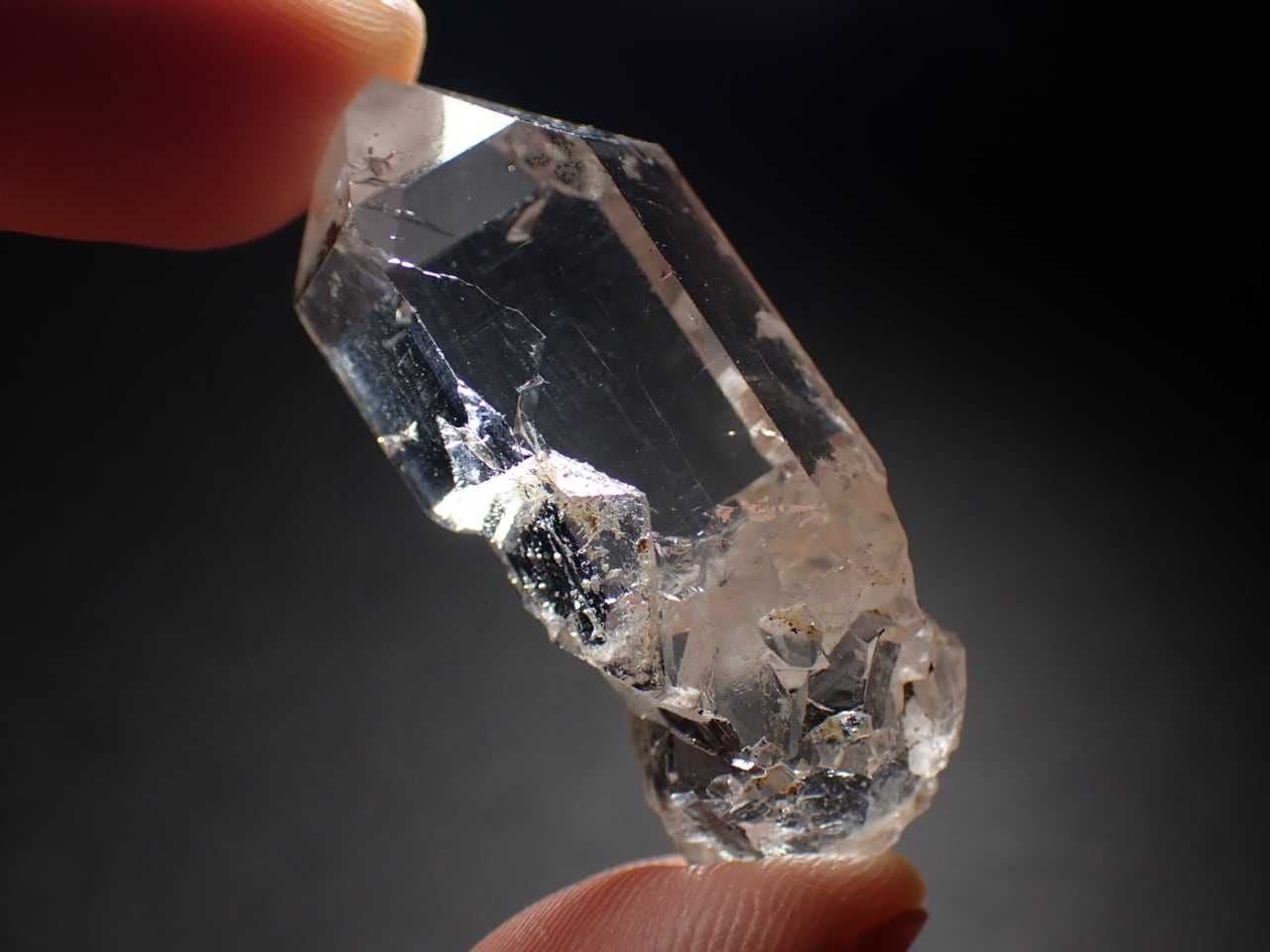 インド マニハール産 ヒマラヤ水晶/Himalayan Quartz 原石 A-QRZ671