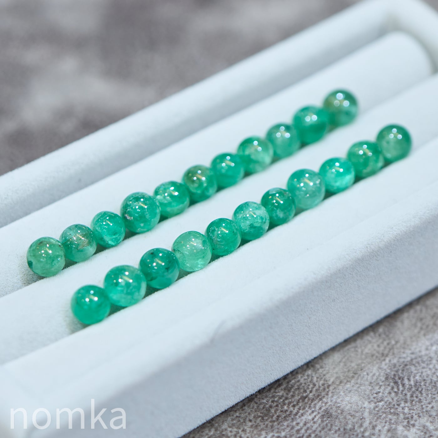 エメラルド (6mm/稀少&宝石質/コロンビア産) ビーズ／一粒売り | nomka