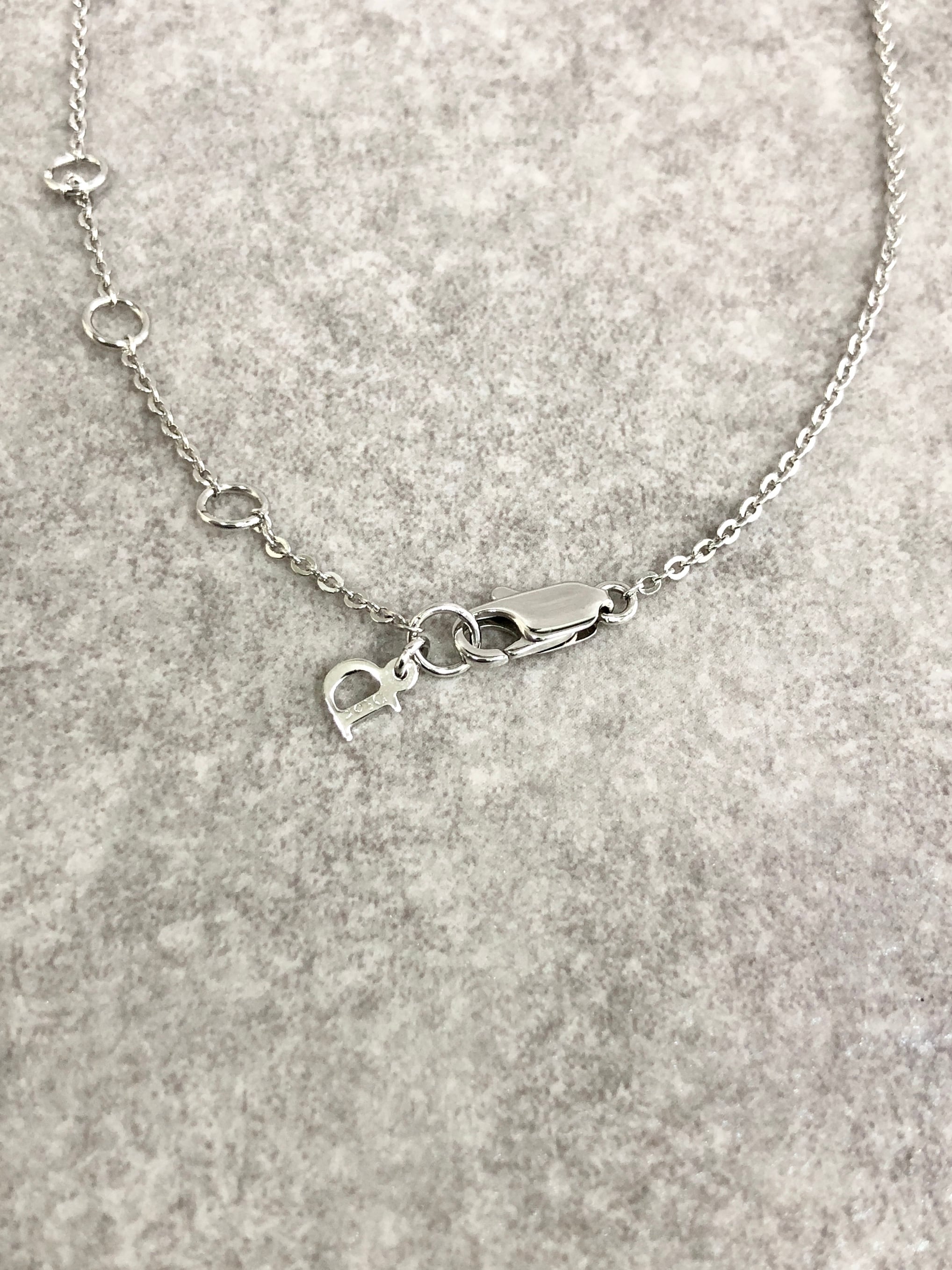 Christian Dior クリスチャン ディオール ネックレス シルバー ロゴ