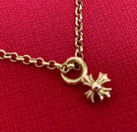 CHROME HEARTS クロムハーツ 22k ロールチェーン タイニークロス CHROME HEARTS クロムハーツ 22k ロールチェーン タイニークロス