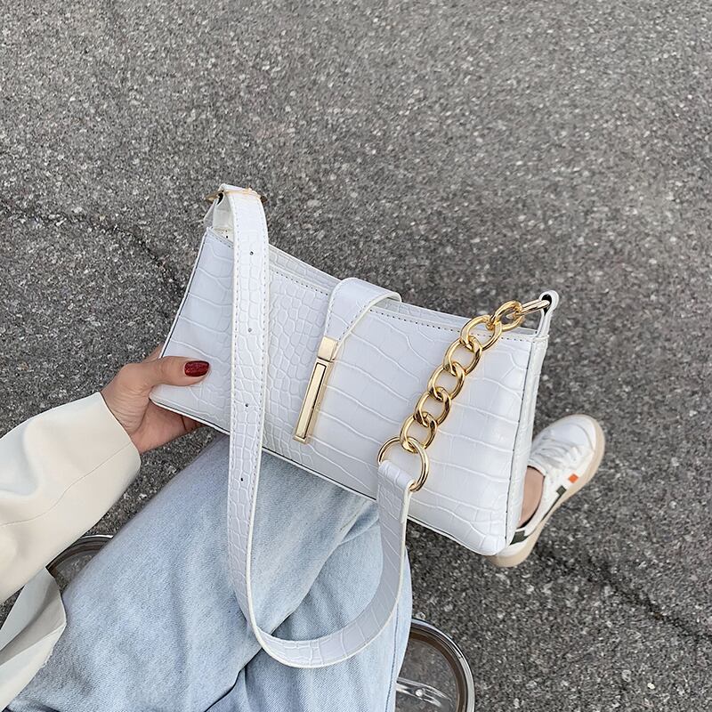 スモールバッグレディースバッグ2020人気の新しい波夏のファッションテクスチャチェーンショルダーバッグネット赤野生脇の下バッグ Tiancai_Wing_Bag9483136