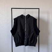 【受注予約:3月上旬入荷予定】異素材ドッキングフーディーvest/ブラック