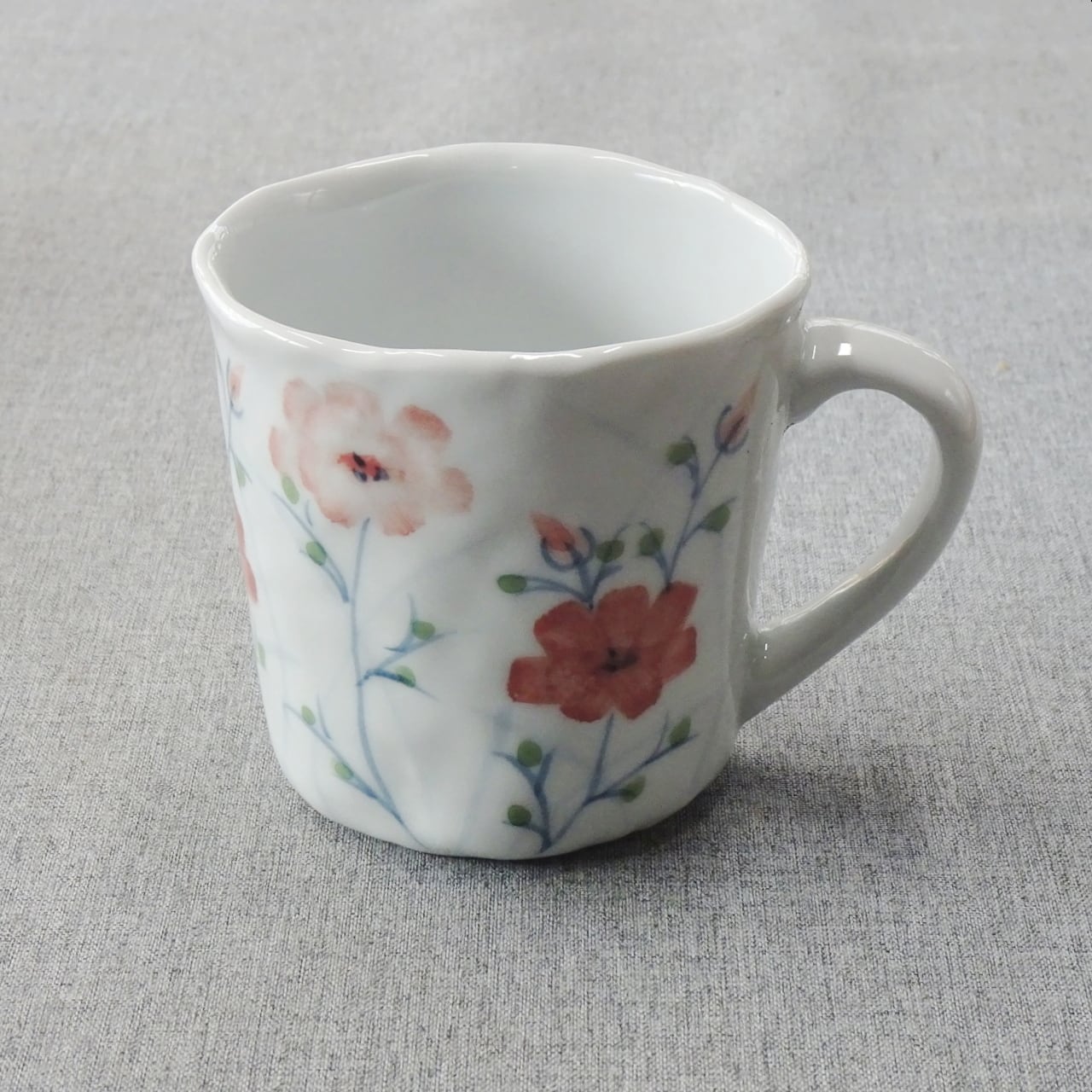 コスモス 手びねりマグカップ(赤)1ヶ入化粧箱