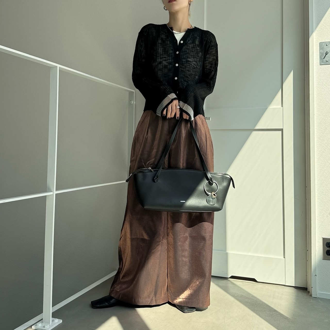 フレアスリーブシアーニットCD/ブラック