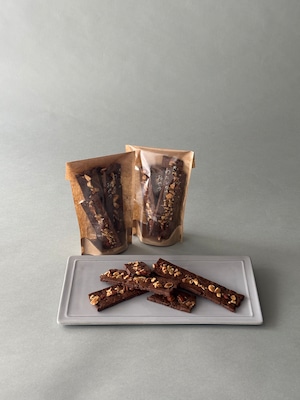 きょうのわたしのおやつ【チョコチップアーモンド】