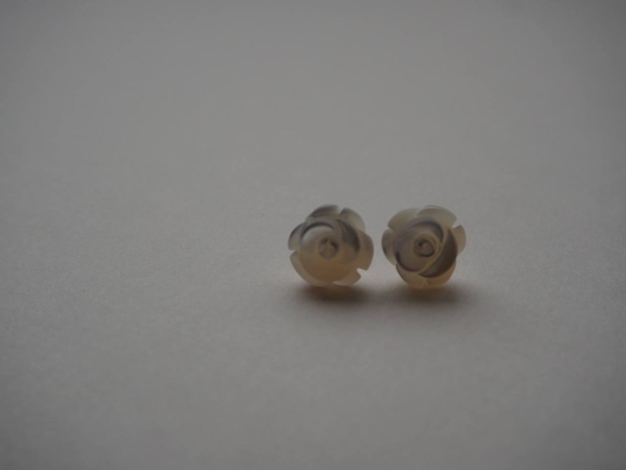 【 WAVE 】shell ROSE pierce (medium)
