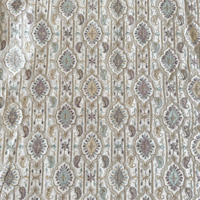 インド刺繍生地　　7133