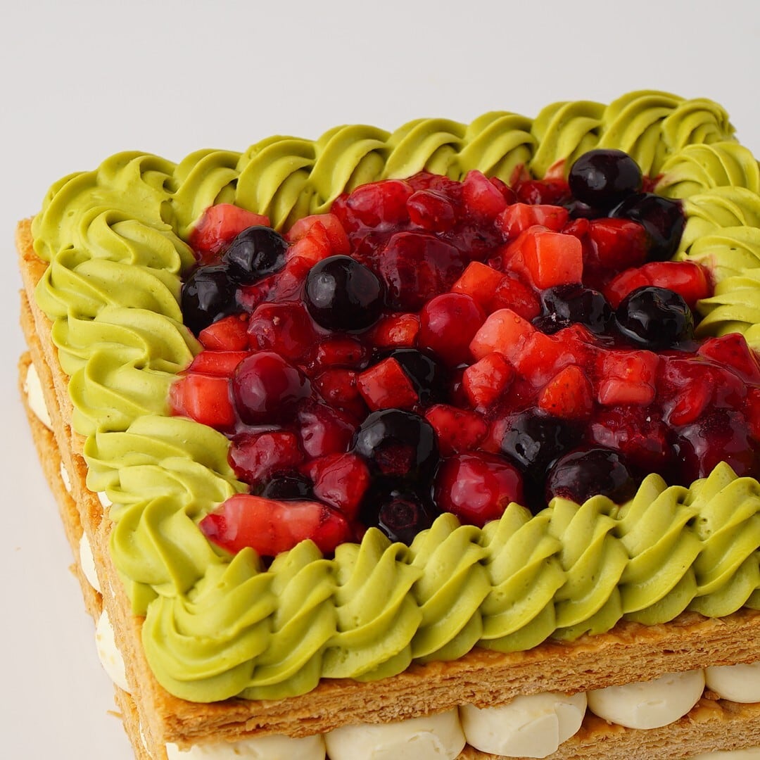 ミルフィーユ ベリー＆ピスタチオ 5号 14.5cm 4～8名様分 | Re:s cafe