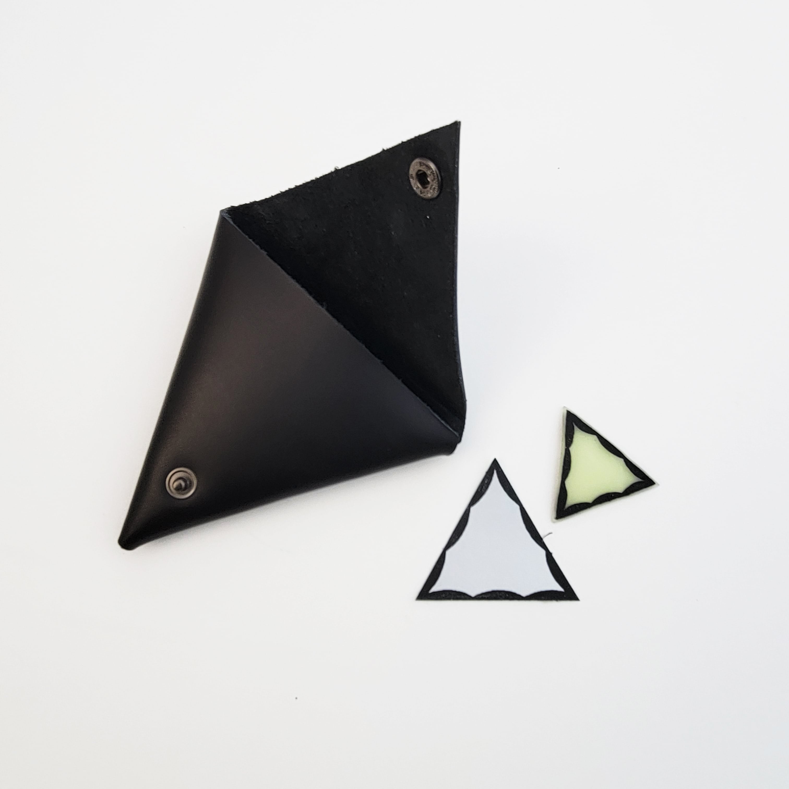 ||||| "TRIANGLE CANVAS + LEATHER COIN CASE"