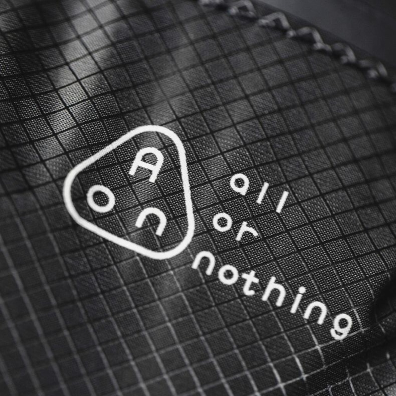 Black Light Crossbody Bag / ブラック ライト クロスボディ バッグ