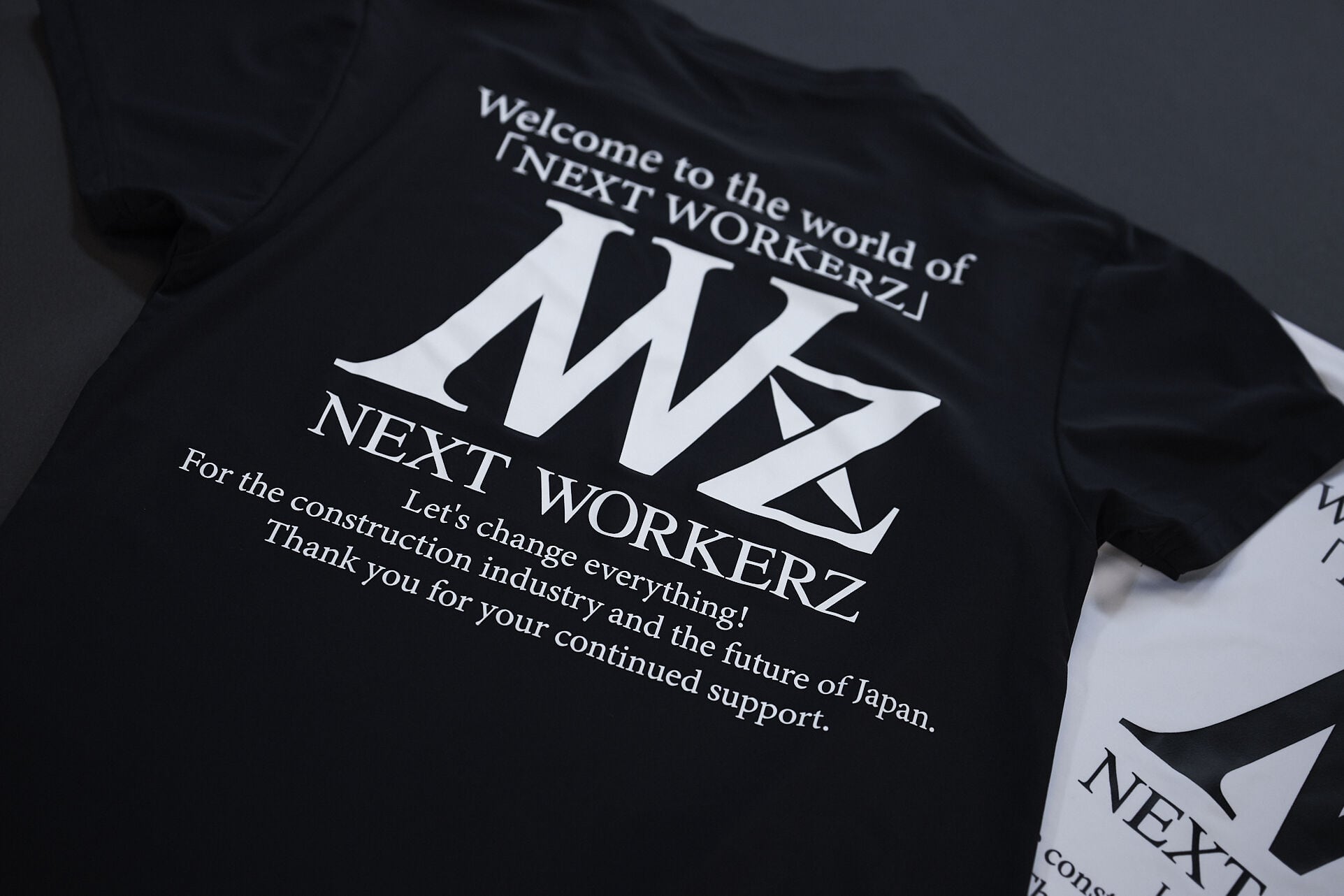 NWZ 半袖Tシャツ【CHARCOAL】 | NEXTWORKERZ STORE