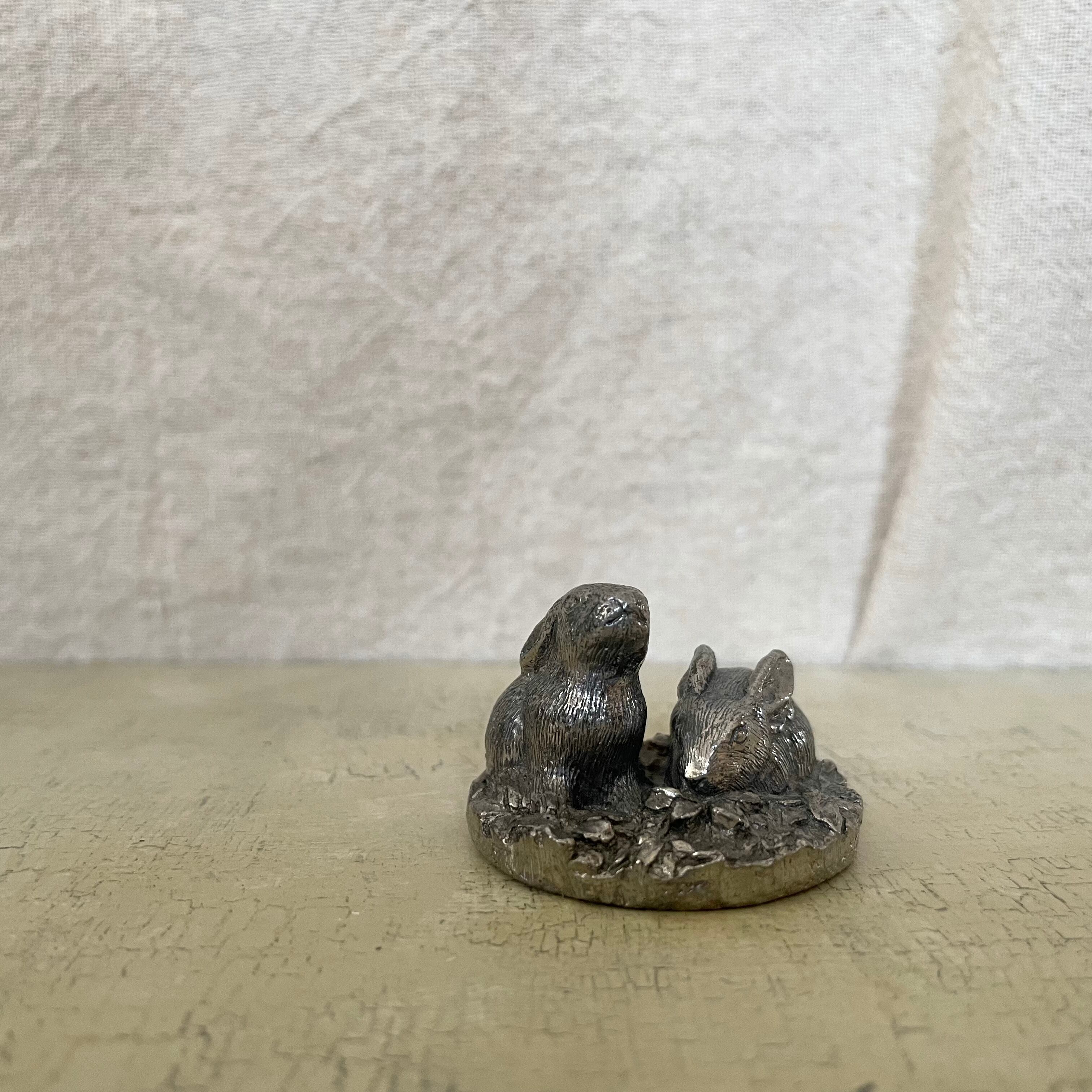 草むらのうさぎーず