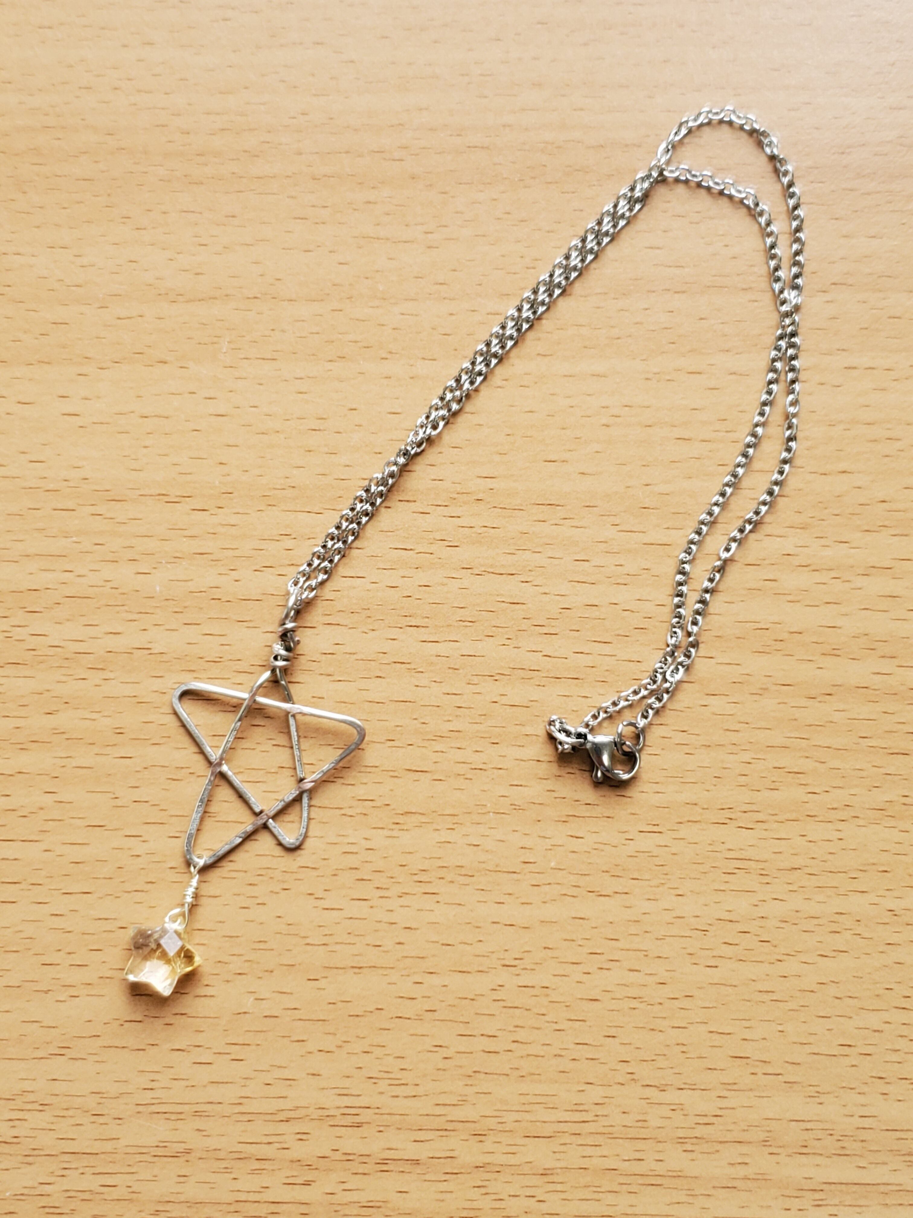 ワイヤーアートネックレス | 東京都北区王子の天然石サロン（天然石