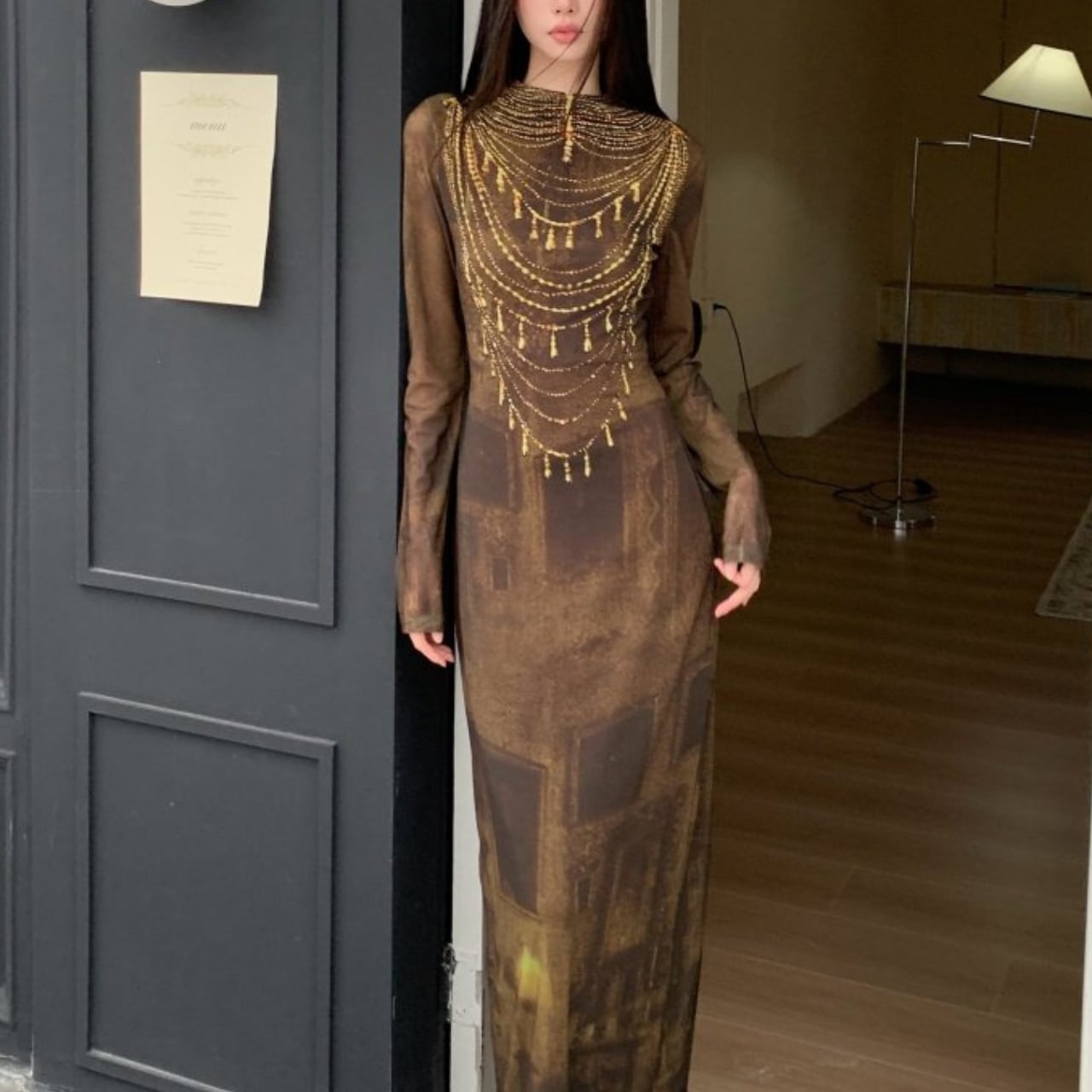 Gold-brown necklace print dress S1811