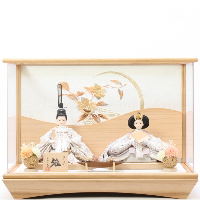 雛人形｜ひな人形｜初節句｜コンパクト｜おしゃれ｜モダン｜インテリア｜プレミアム｜こだわり｜おすすめ｜作家｜《商品名》衣裳着アクリルケース飾り（固定式）小三五二人　彩葉〔商品コード〕30400-0317　〔品番〕317