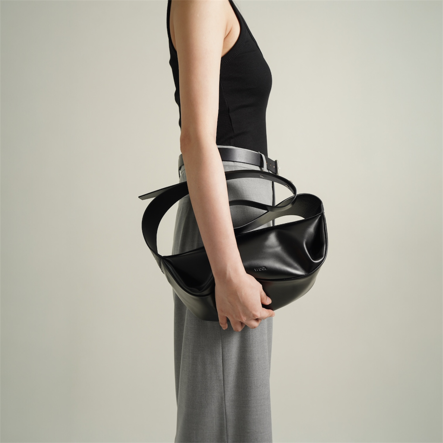 waastudios BAA BAG IN BLACK