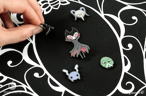 「Hollow Knight」 遺物の探究者 トートバッグ by Fangamer / fangamer
