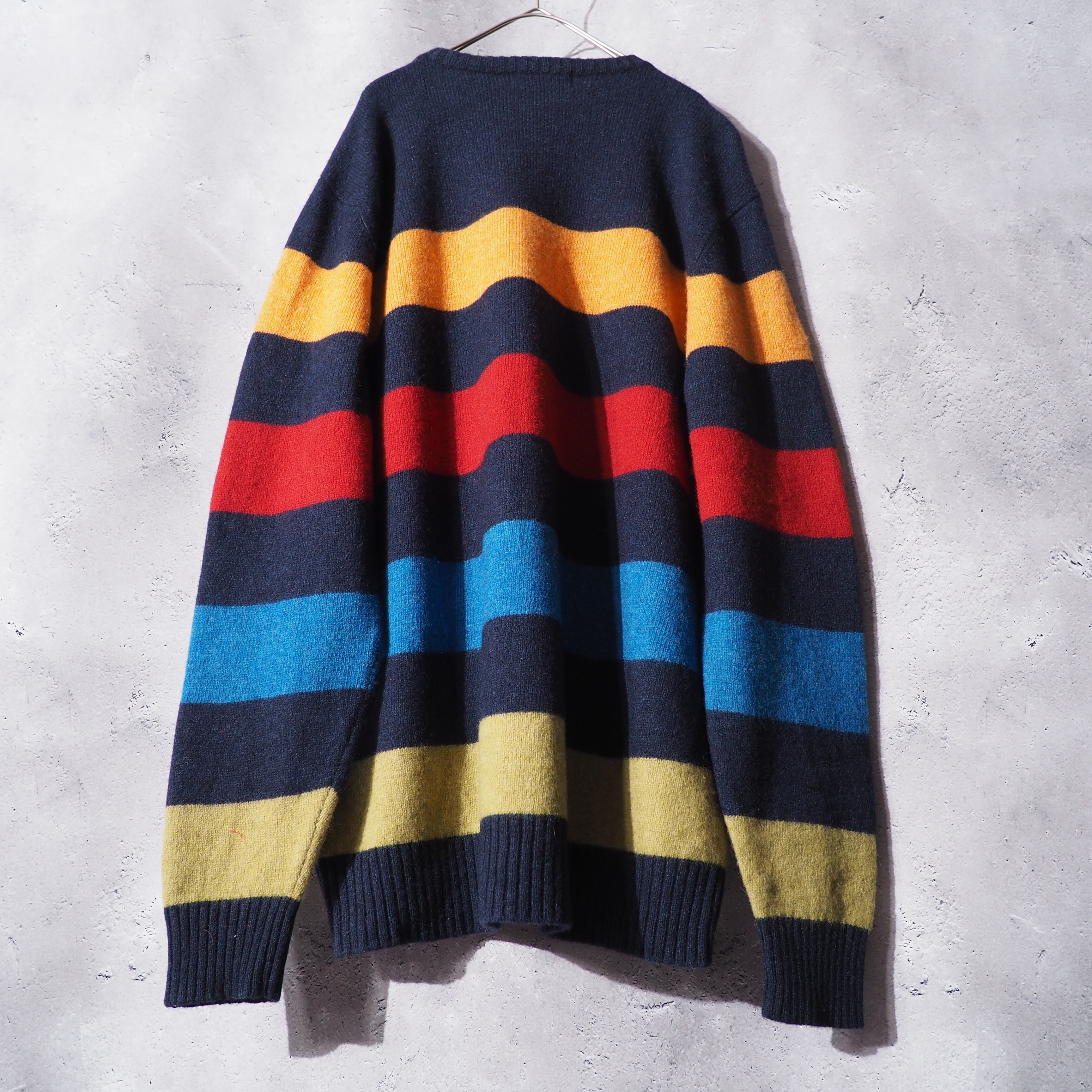 ”OLD NAVY ” multi color Border design Lambs wool knit