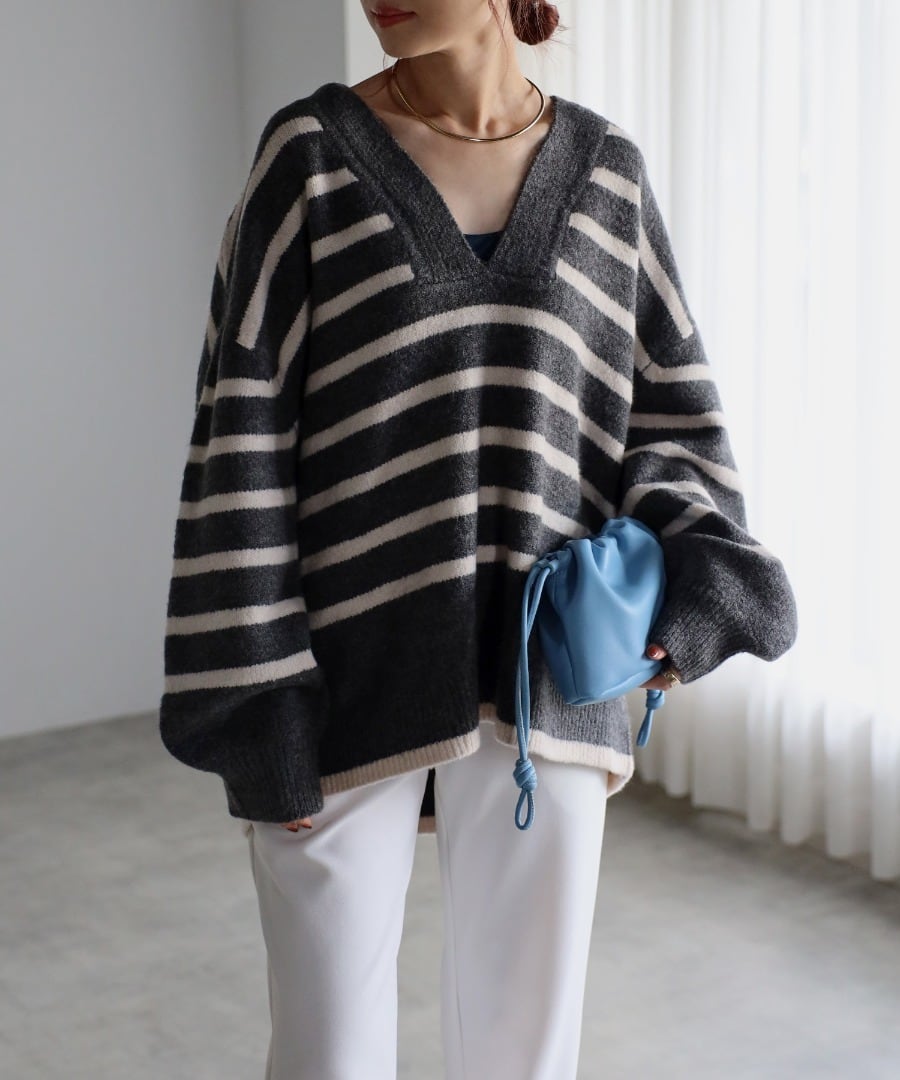 ディープVネックボーダーニット