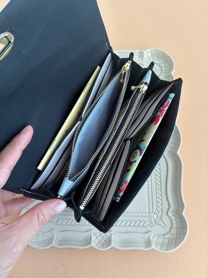 家計のやりくり長財布・水色サークル