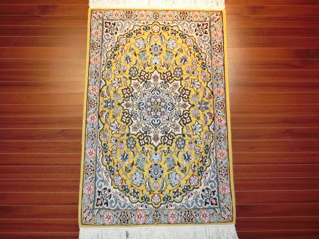 ペルシャ絨毯　手織り ナイン産　9LA【玄関サイズ】35