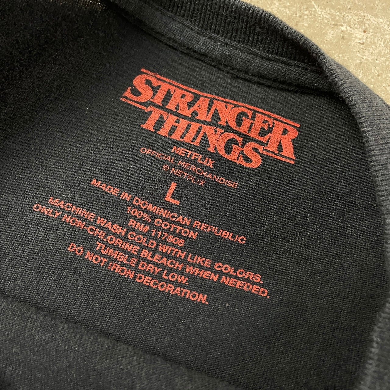 STRANGER THINGS ストレンジャーシングス プリント Tシャツ メンズL 