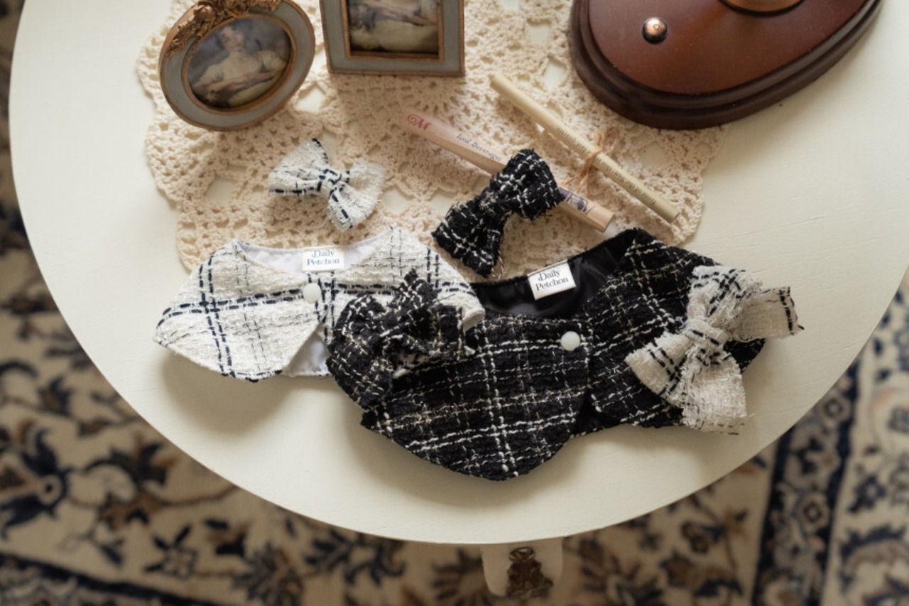 予約【pecoramou select】Tweed check cape（White）